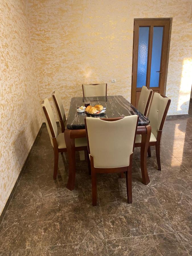 Friend'S House Rooms Near Airport Ghukasavan المظهر الخارجي الصورة