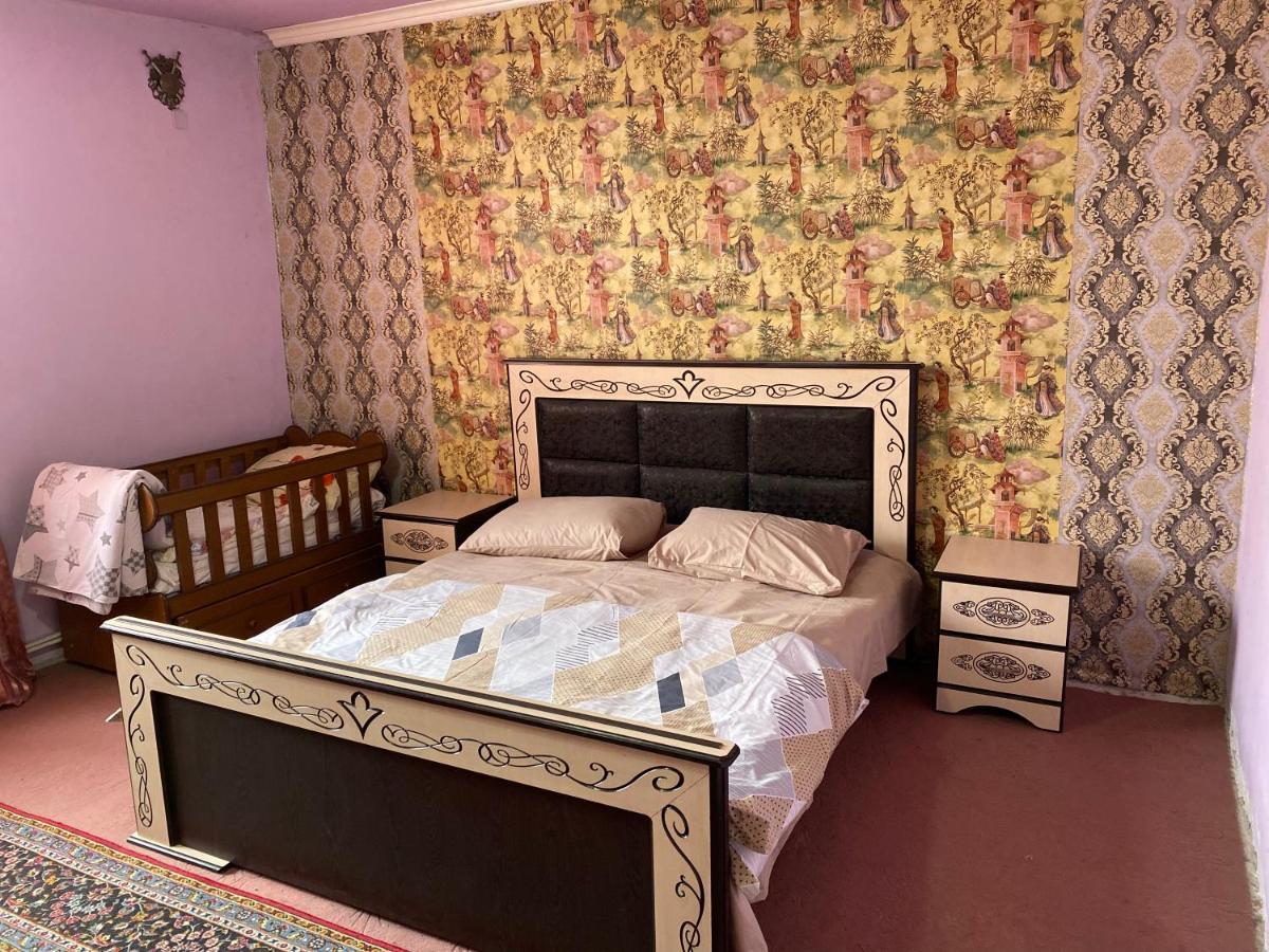 Friend'S House Rooms Near Airport Ghukasavan المظهر الخارجي الصورة