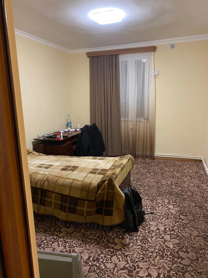 Friend'S House Rooms Near Airport Ghukasavan المظهر الخارجي الصورة